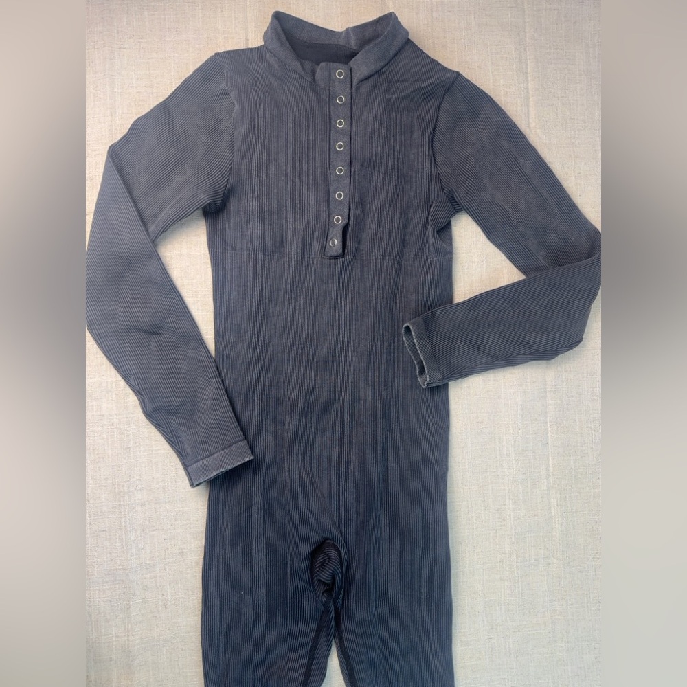 SHEIN Gray Ribbed Long Sleeve Jumpsuit